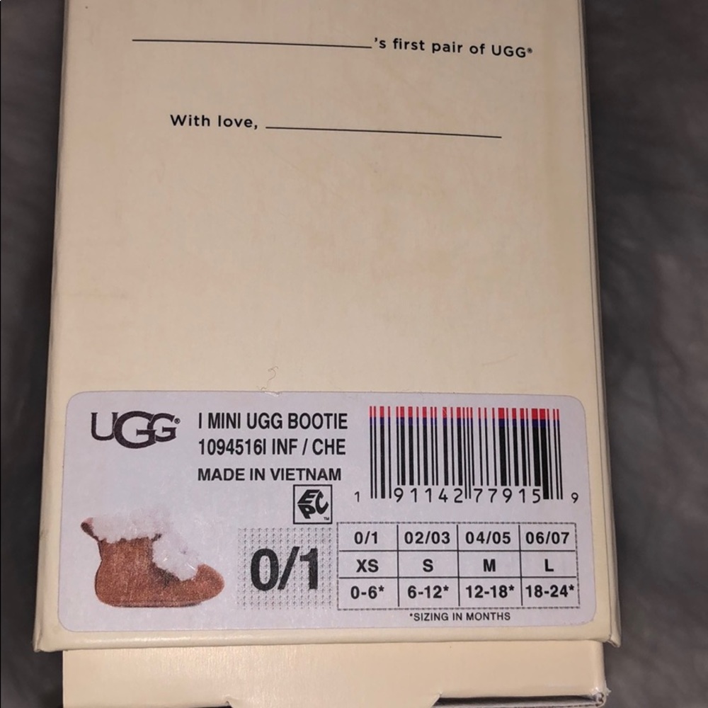 Uggs 0/1 - Picture 4 of 5
